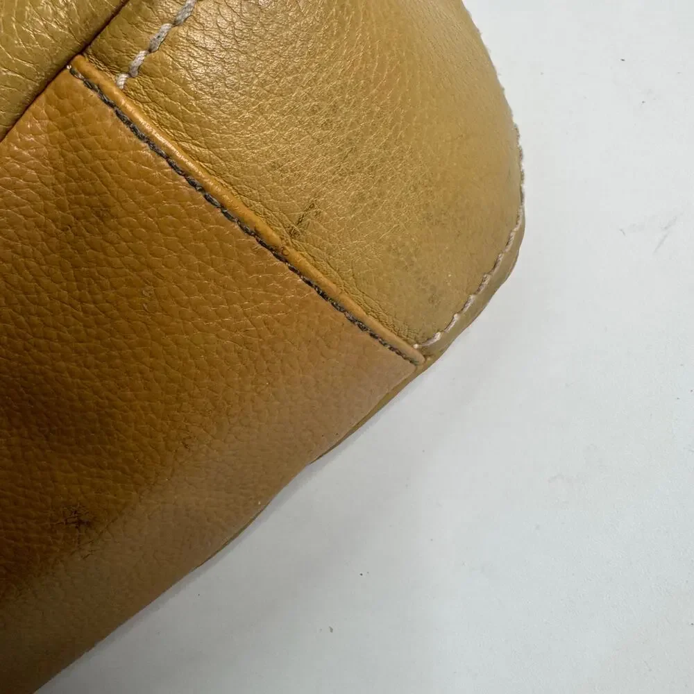 Clarks clark’s tan